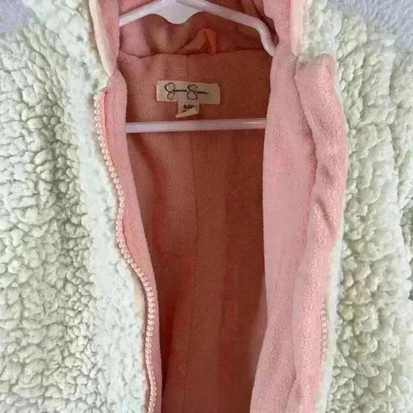 Jessica Simpson Baby Snowsuit Sz 6-9 Months Cream and Pink Fleece Lining Zipper - Picture 4 of 9